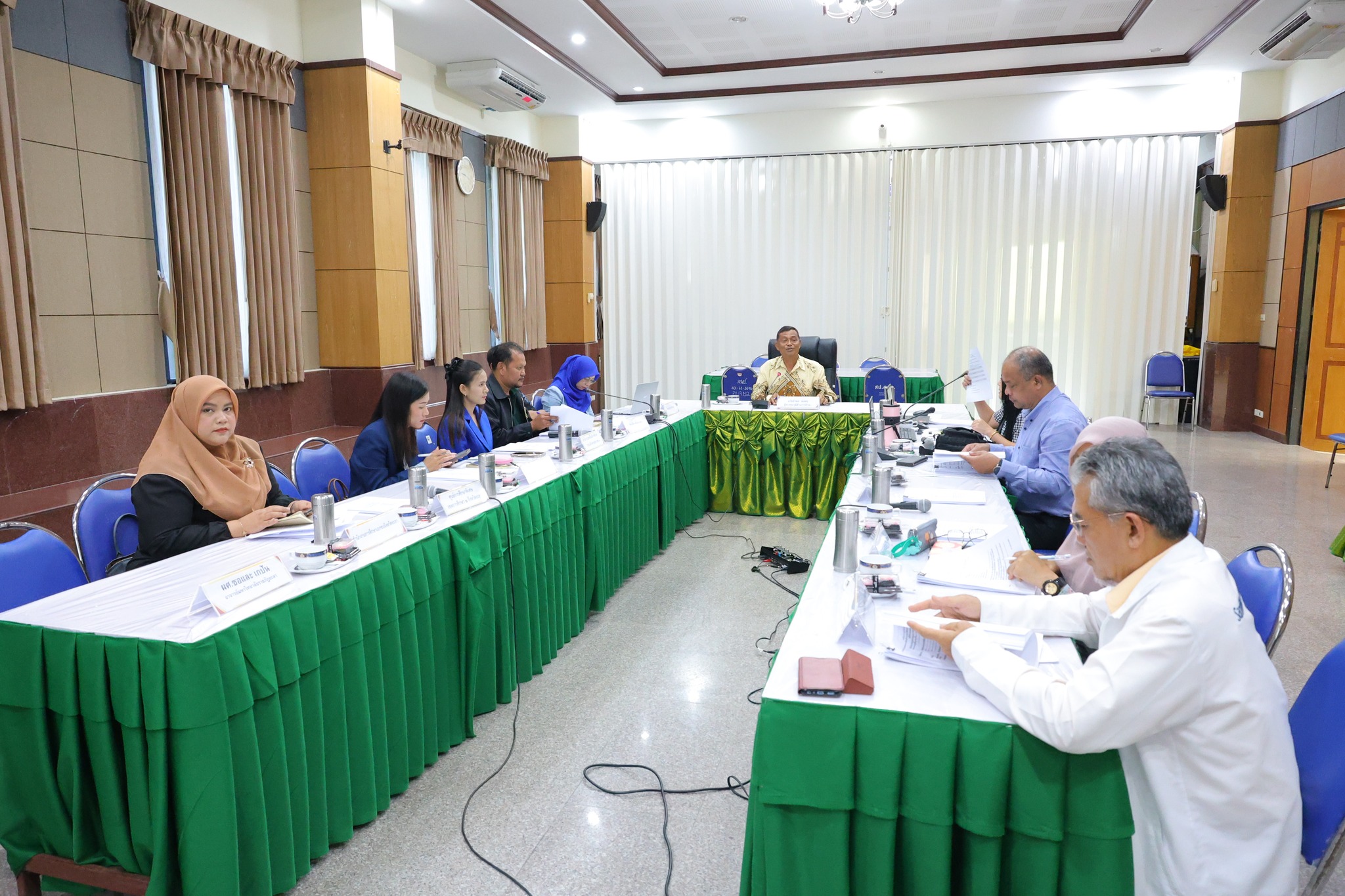 ประชุมเพื่อจัดทำร่างแผนลดความเลื่อมล่ำทางการศึกษาจังหวัดยะลา (พ.ศ.2569-2571)