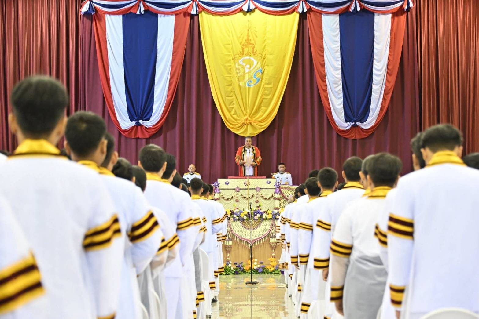 พิธีมอบปริญญาบัตรแก่ผู้สำเร็จการศึกษาจากสถาบันการอาชีวศึกษา ประจำปีการศึกษา 2567