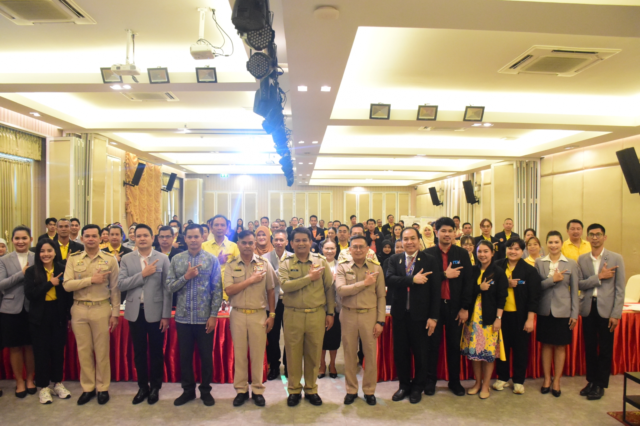 ร่วมการอบรมเชิงปฏิบัติการถอดบทเรียนมาตรการป้องกันการทุจริตสำหรับสถานศึกษาอาชีวศึกษา การประเมินคุณธรรมและความโปร่งใสในการดำเนินงานของหน่วยงานภาครัฐ (ITA) และการจัดกิจกรรมเสริมสร้างสุจริต จิตอาสา ประจำปีงบประมาณ พ.ศ. 2568