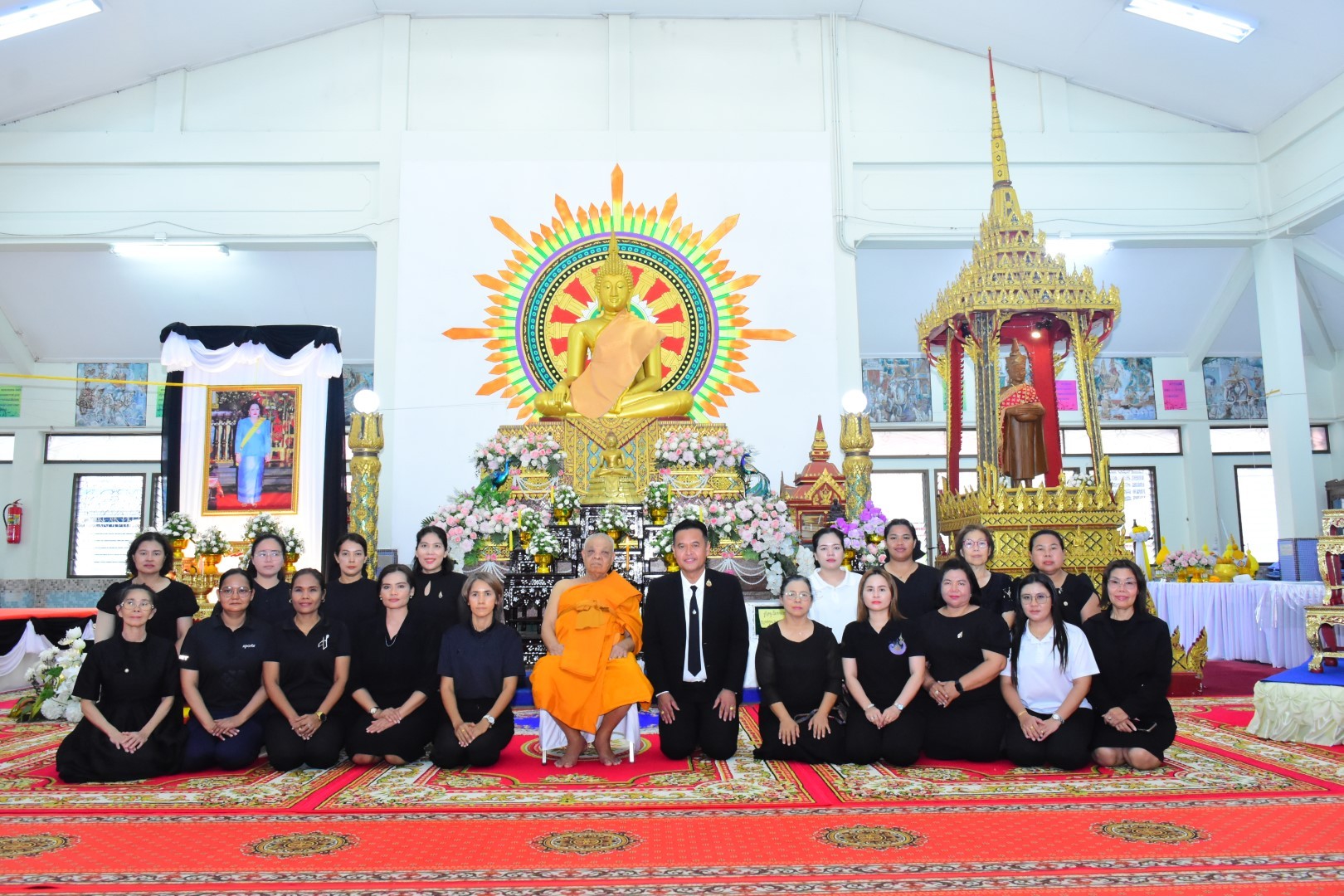 พิธีสวดพระอภิธรรมอุทิศถวายพระราชกุศลแด่สมเด็จพระนางเจ้าสิริกิติ์ พระบรมราชินีนาถ พระบรมราชชนนีพันปีหลวง