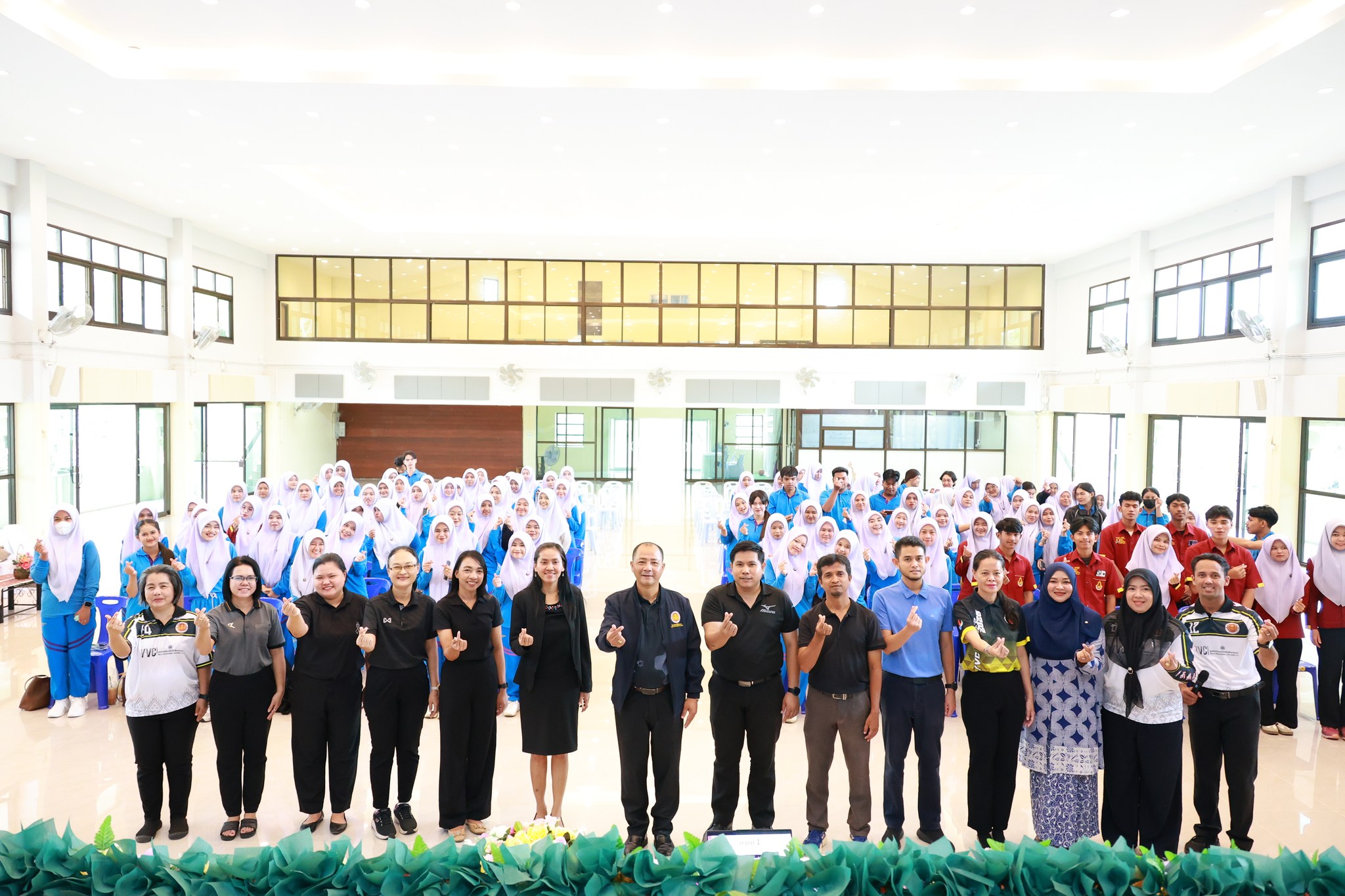 โครงการอบรมเชิงปฏิบัติการการพัฒนาทักษะการใช้เทคโนโลยีปัญญาประดิษฐ์ (AI) สำหรับนักศึกษาระดับชั้น ปวส.2 ทุกแผนกวิชาในยุคดิจิทัล เพื่อการประกอบอาชีพในอนาคต