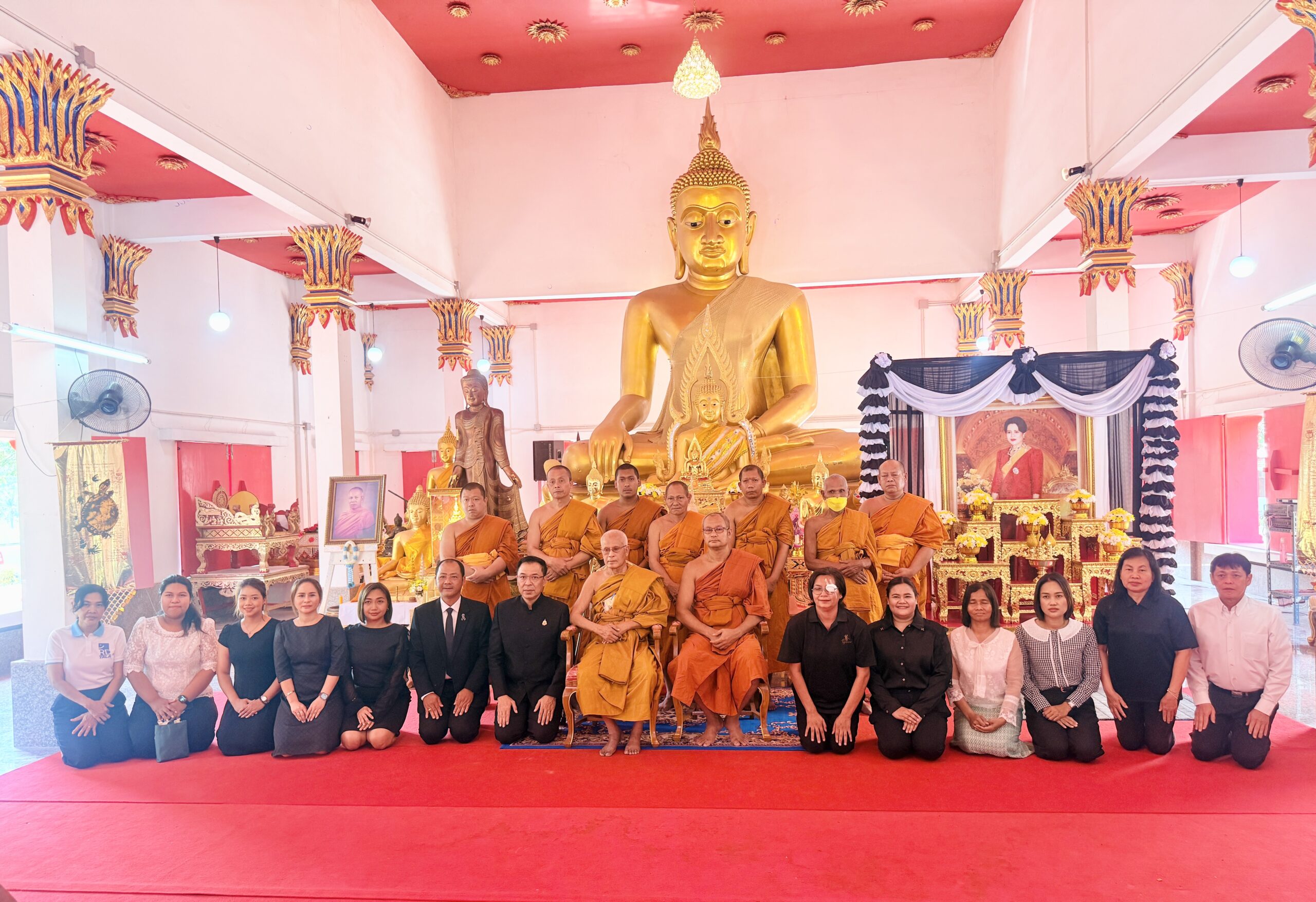 พิธีสวดพระพุทธมนต์และเจริญจิตตภาวนาอุทิศถวายแด่สมเด็จพระนางเจ้าสิริกิติ์ พระบรมราชินีนาถ พระบรมราชชนนีพันปีหลวง