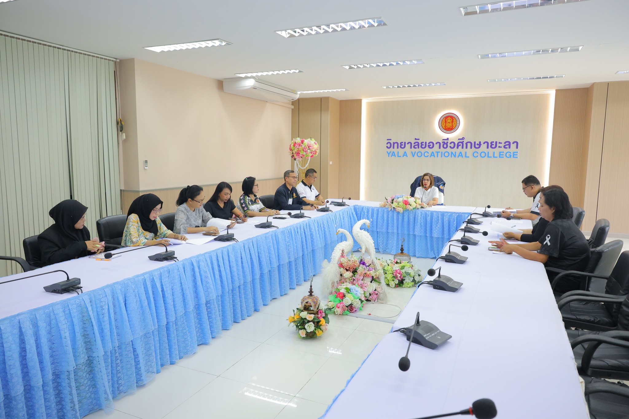 ประชุมคณะกรรมการบ้านพักวิทยาลัยฯ