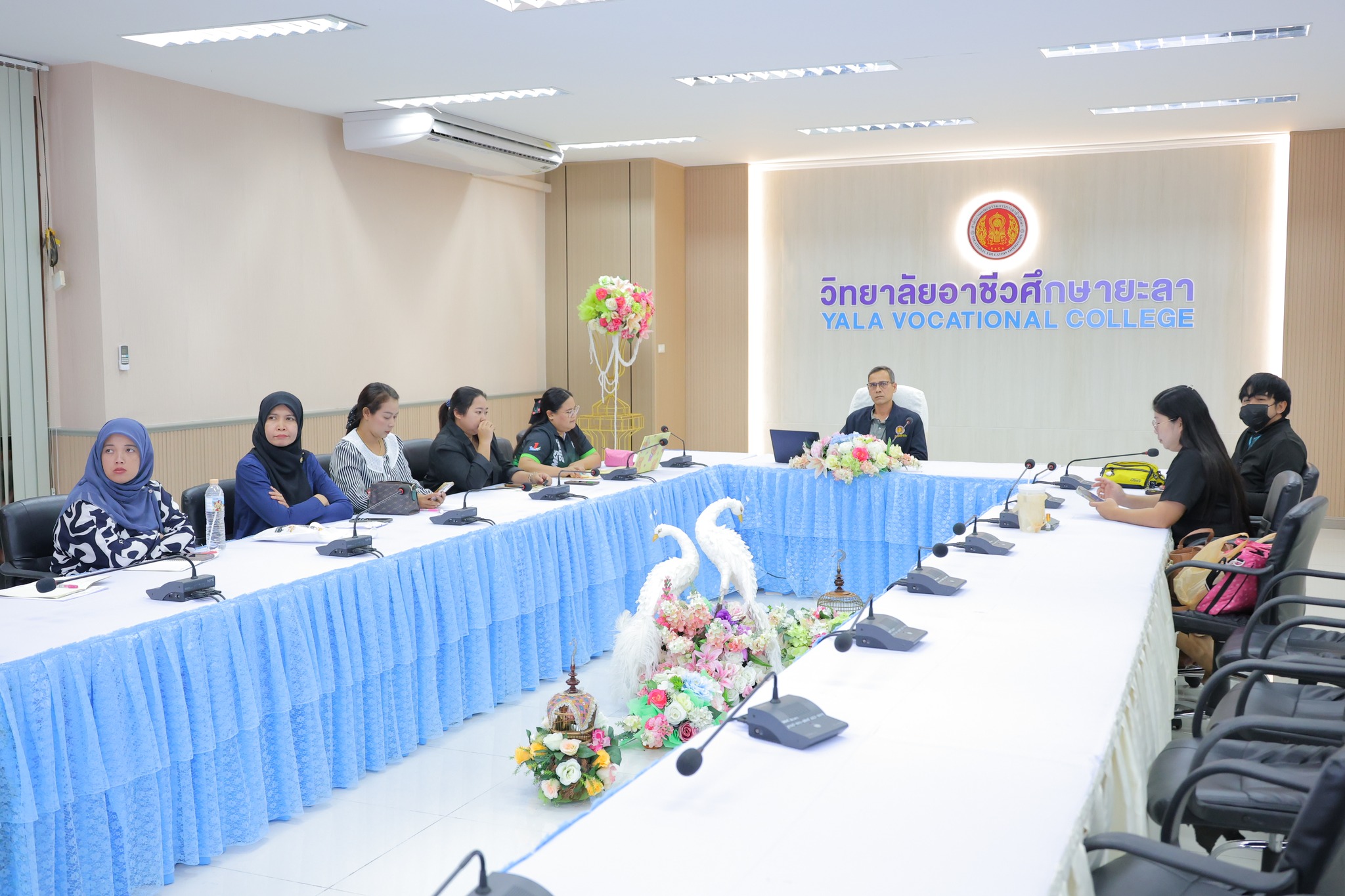 การประชุมการแลกเปลี่ยนเรียนรู้ สังเคราะห์ข้อมูลและถอดบทเรียนการทํางาน สถานศึกษา รุ่นที่ 8 ทุน กสศ.