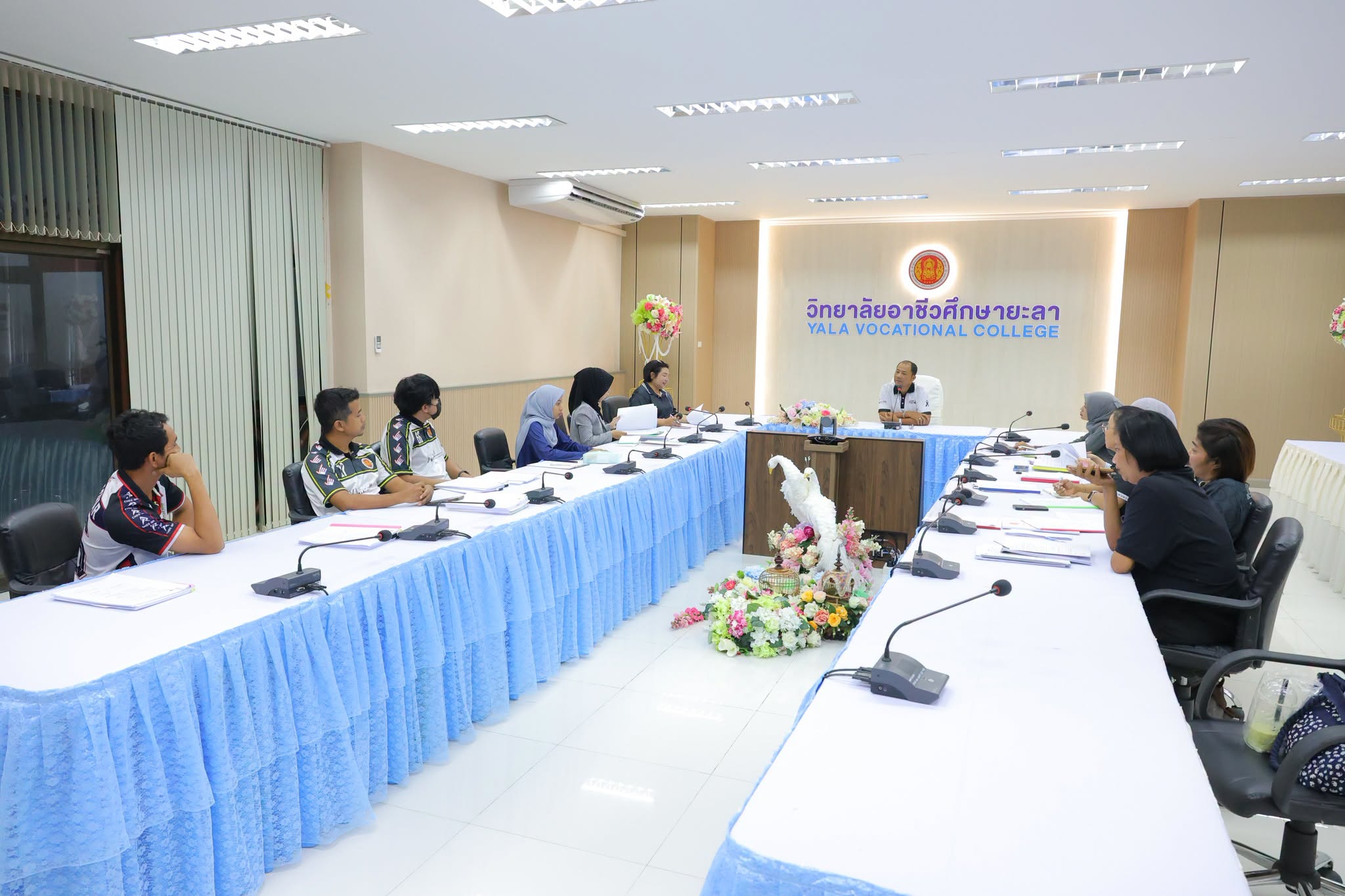 ประชุมติดตามและแก้ไขแผนการจัดการเรียนการสอน