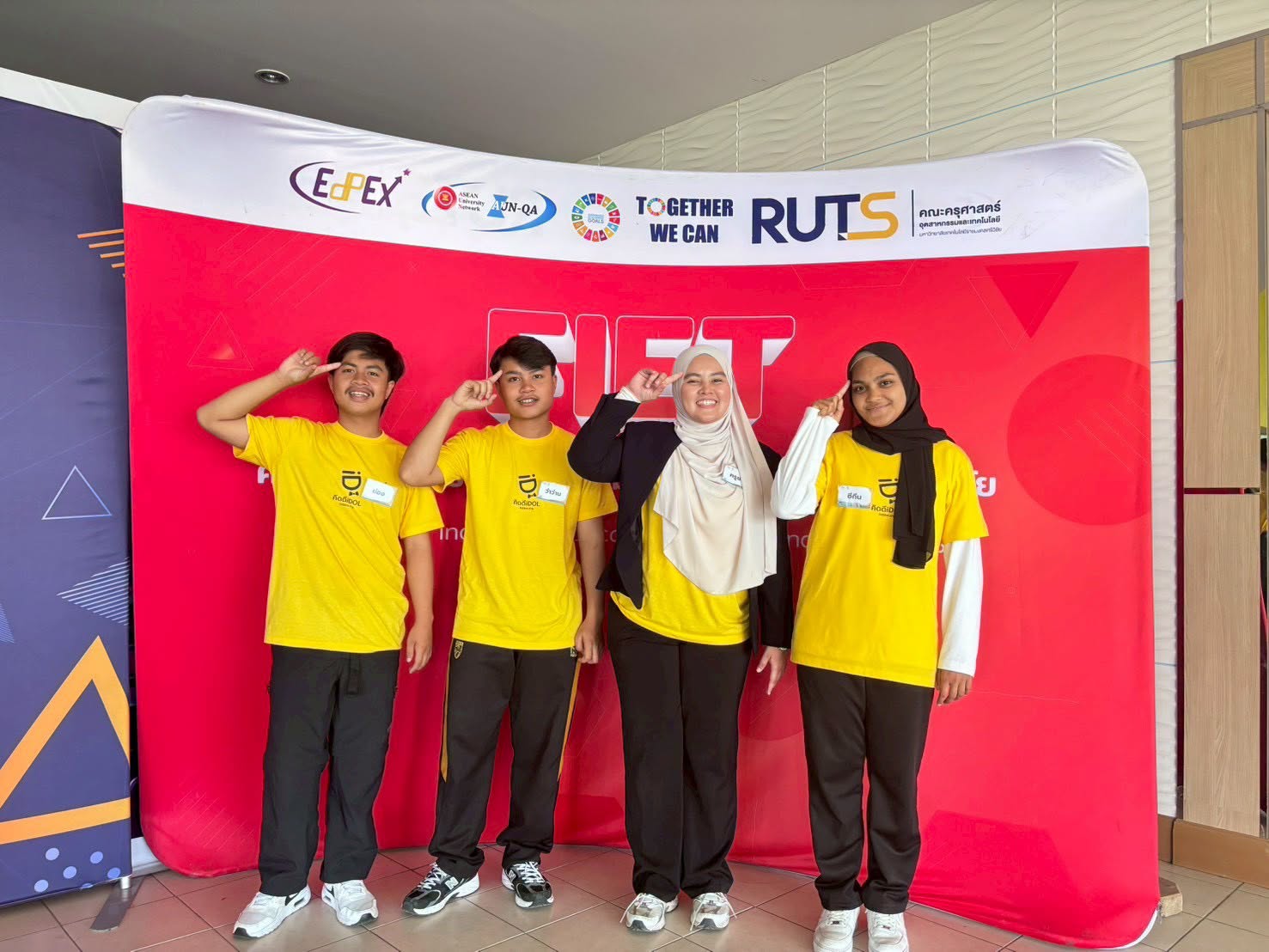 กิจกรรมแคมป์ Hackathon 4Health (กระบวนการพลเมืองนักสื่อสารสุขภาวะ)