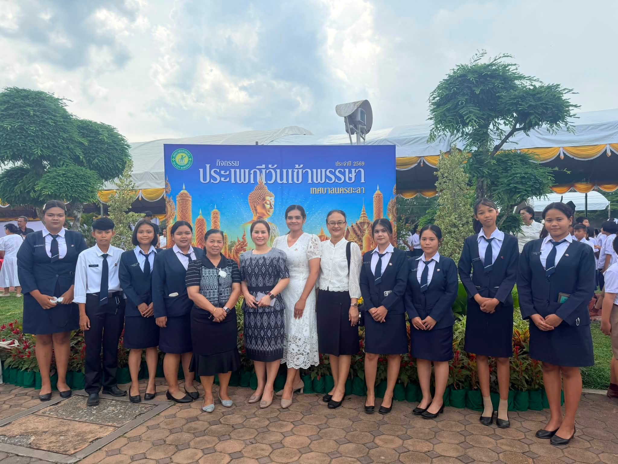 ร่วมพิธีหล่อเทียนพรรษา ประจำปี 2569