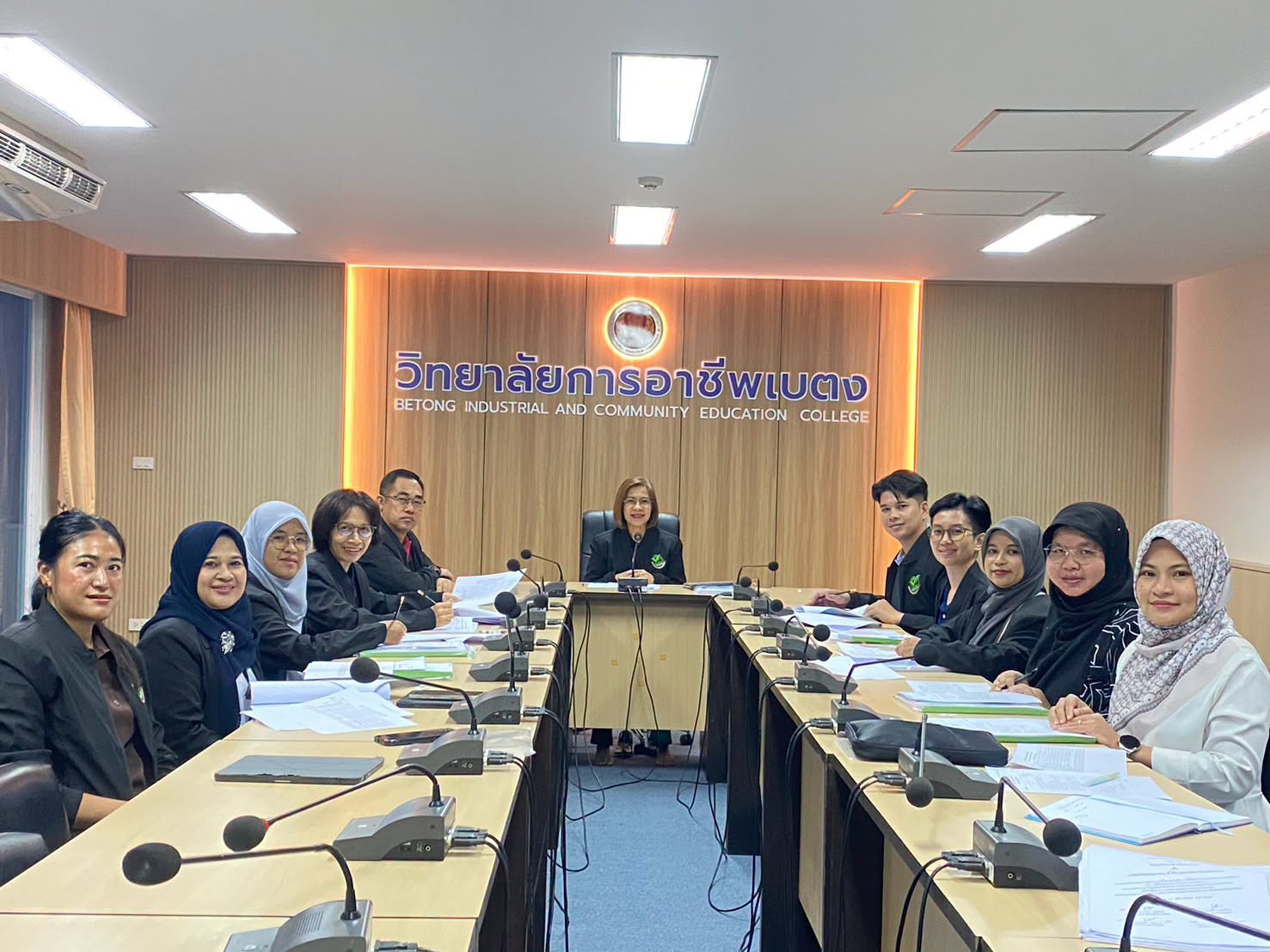 ประชุมคณะกรรมการประเมินศูนย์บ่มเพาะผู้ประกอบการอาชีวศึกษาประจำปีงบประมาณ 2569 รอบการประเมินประจำปีการศึกษา 2568