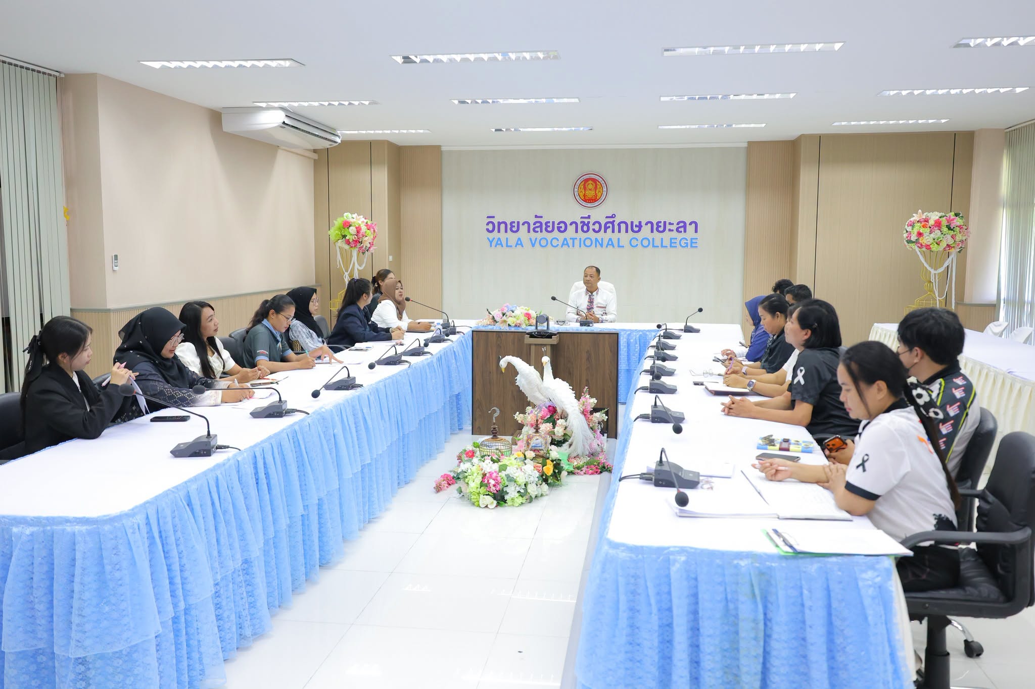 การประชุมแนวทางกิจกรรมลงนามความร่วมมือ MOU กับสถานประกอบการ ภายใต้โครงการขยายและยกระดับอาชีวศึกษาสู่คุณภาพสูง