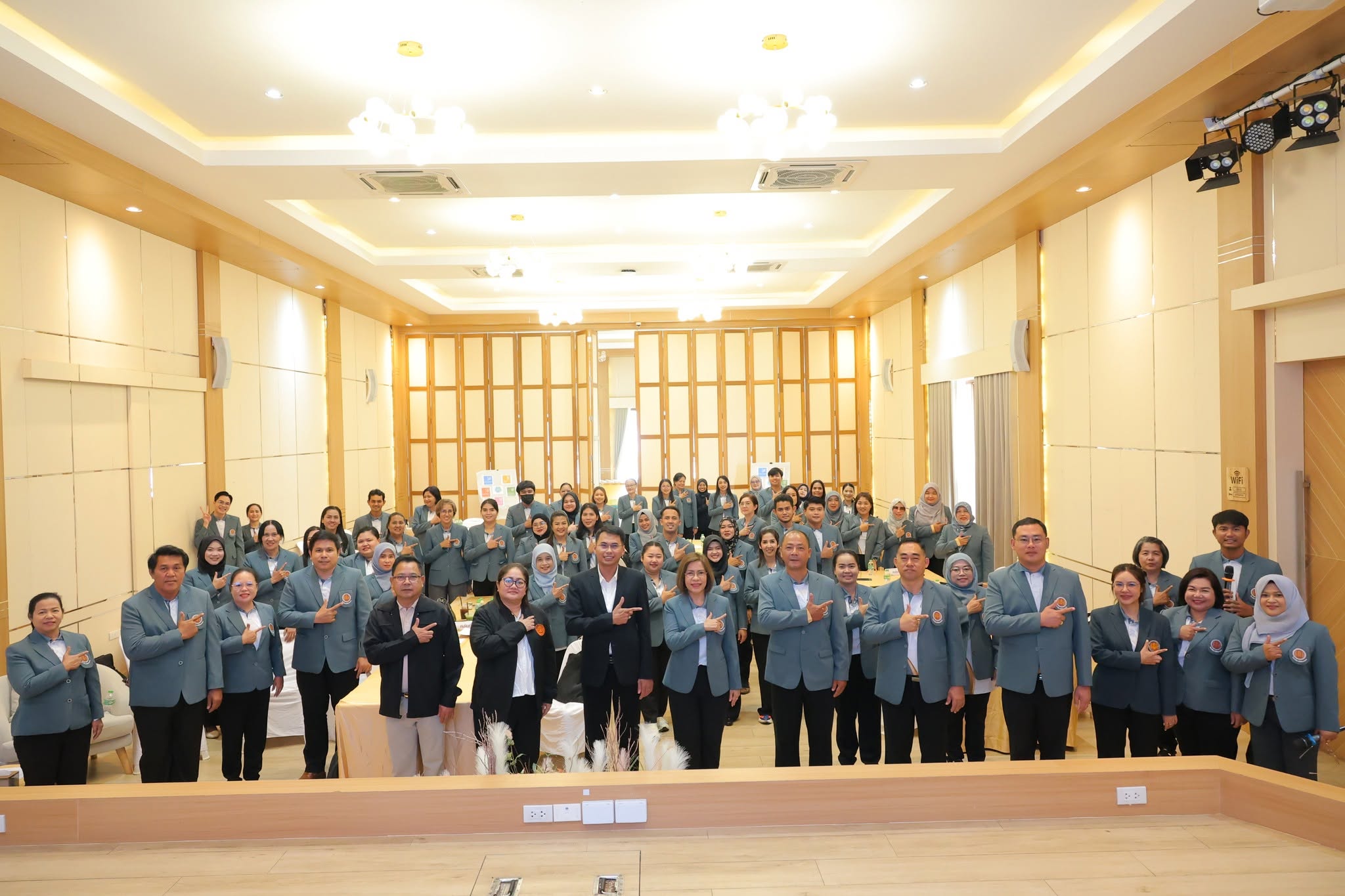 พิธีเปิดโครงการยกระดับศักยภาพครู บุคลากรทางการศึกษา และทบทวนแผนปฏิบัติราชการ ประจำปี 2569