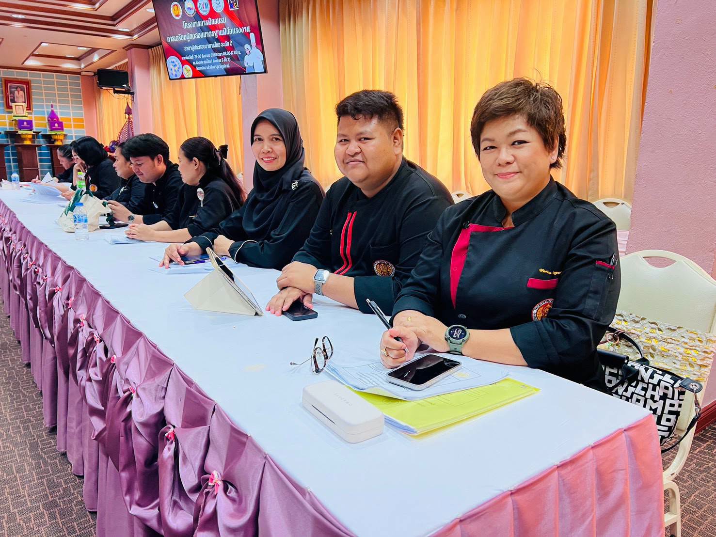 โครงการฝึกอบรมการเตรียมผู้ทดสอบมาตรฐานฝีมือแรงงานสาขาผู้ประกอบอาหารไทยระดับ 2 (Thai Cook Level 2)